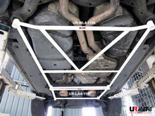 Carica l&#39;immagine nel visualizzatore di Gallery, VW Touareg 02+ UltraRacing 4-punti Mid Lower Brace 1198 - em-power.it