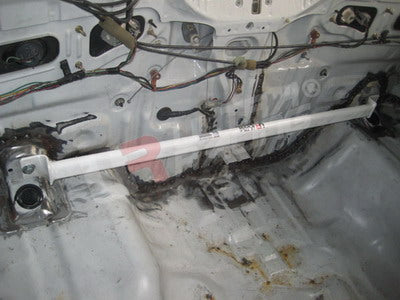 Honda Integra 94-01 DC2 UltraRacing Posteriore Trunk Bar - em-power.it