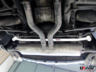 VW Touareg 02+ UltraRacing 2-punti Lower Tiebar Posteriore 1199 - em-power.it