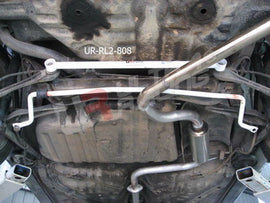 Mazda 323 BF 86-89 UltraRacing 2-punti Lower Tiebar Posteriore - em-power.it