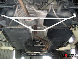 BMW 1 04-11 E87 (120i) 2.0 UltraRacing Posteriore Member Brace - em-power.it