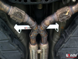 Nissan 350Z 02-08 UltraRacing 2-punti Mid Lower Member Brace - em-power.it