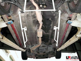 Hyundai Coupe 96-99 UltraRacing 2x 3-punti Floor Bars 1584 - em-power.it