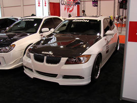 BMW 3 E90 4D 05-08 Seibon ER Cofano in carbonio - em-power.it