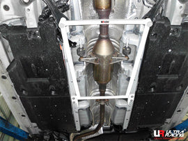 Toyota Prius XW30 10+ UltraRacing Sway Bar posteriore 19mm - em-power.it