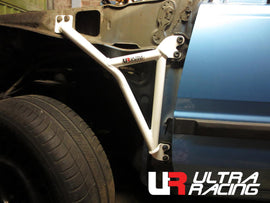 Toyota Starlet EP70/72 UltraRacing 3-punti Fender Brackets - em-power.it