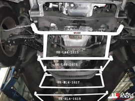Hyundai H1 07+ 2.5D UltraRacing 4-punti Anteriore H-Brace 1616 - em-power.it