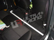 Carica l&#39;immagine nel visualizzatore di Gallery, Toyota Yaris HB/Sedan 05+ UltraRacing 2-punti Room Bar 637 - em-power.it