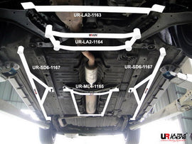 Nissan Cefiro 98-03 A33 UltraRacing 2x 3-punti Side bars - em-power.it