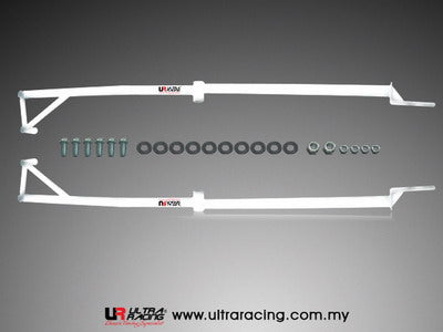 Nissan Cefiro 88-94 A31 UltraRacing 2x 4-punti Side Bars - em-power.it