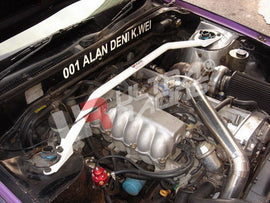 Nissan Cefiro 88-94 A31 UltraRacing Anteriore Upper Strutbar - em-power.it
