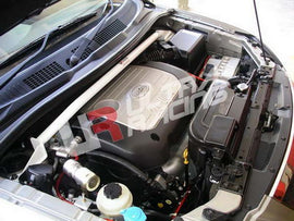 Kia Carens 98+ UltraRacing 2-punti Anteriore Upper Strutbar - em-power.it