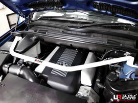 BMW E53 X5 4.4 99-06 UltraRacing Anteriore Upper Strutbar - em-power.it