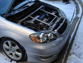 Toyota Altis 01+ Ultra-R 2-punti Anteriore Upper Strutbar - em-power.it