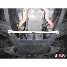 Carica l&#39;immagine nel visualizzatore di Gallery, Cadillac CTS 3.6 07+ UltraRacing 2punti Lower Tiebar Anteriore - em-power.it