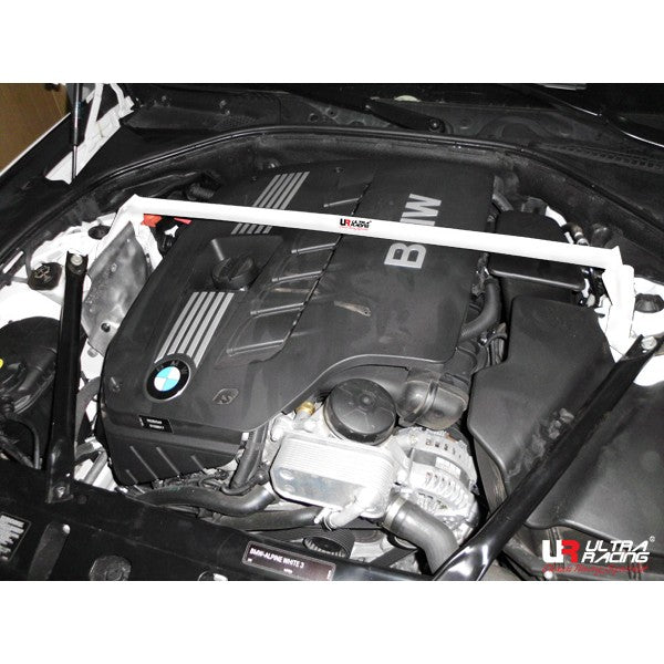 BMW 520/525/528 F10 10+ UltraRacing 2P Anteriore Upper Strutbar - em-power.it