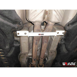 Mercedes S-Class W221 3.5 05-13 UltraRacing 2P Mid Lower Bar - em-power.it