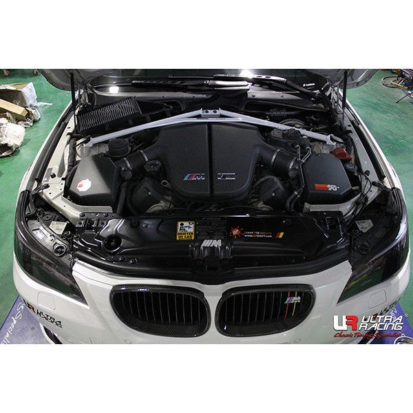 BMW M5 E60 05-10 UltraRacing 4-Point Front Upper Strut Bar TW4-2741 - em-power.it