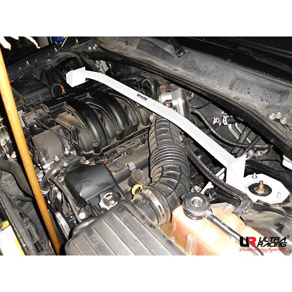 Chrysler 300C V6 05-10 UltraRacing 2P Front Upper Strut Bar TW2-2340 - em-power.it