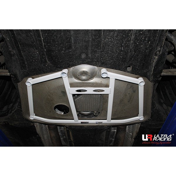 BMW M5 F10 10+ UltraRacing 6-Point Front Lower Brace 3066 LA6-3066 - em-power.it