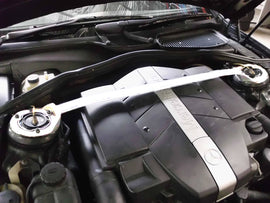 Mercedes S-Class 98-05 W220 UltraRacing Front Upper Strutbar TW2-1911 - em-power.it