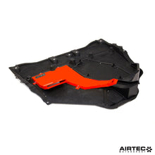 Carica l&#39;immagine nel visualizzatore di Gallery, AIRTEC Motorsport Front Cooling Guide per Toyota Yaris GR