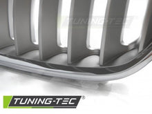 Carica l&#39;immagine nel visualizzatore di Gallery, Griglie BROWS CHROME TITAN LOOK per BMW X5 E53 LCI 04-06