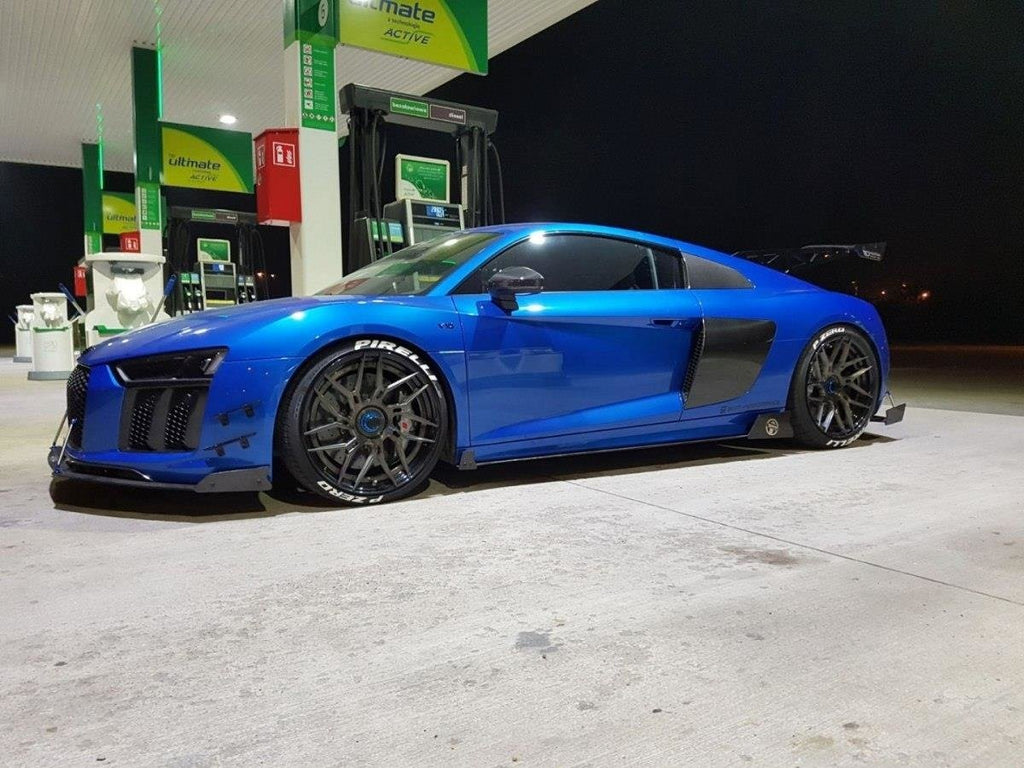 Diffusori sotto minigonne racing Audi R8 Mk2