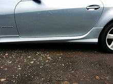 Load image into Gallery viewer, Minigonne MERCEDES SLK R171 (SLK R172 AMG LOOK) Plastica ABS