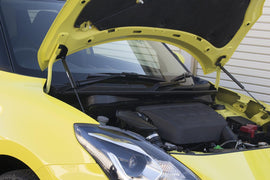 GReddy Carbon Bonnet Struts  per Suzuki Swift Sport ZC33S (2017+)