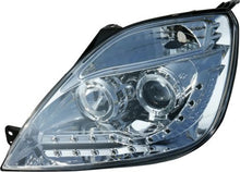 Carica l&#39;immagine nel visualizzatore di Gallery, Ford Fiesta MK6 02-09 Fari Anteriori R8 Style a LED Chrome V1