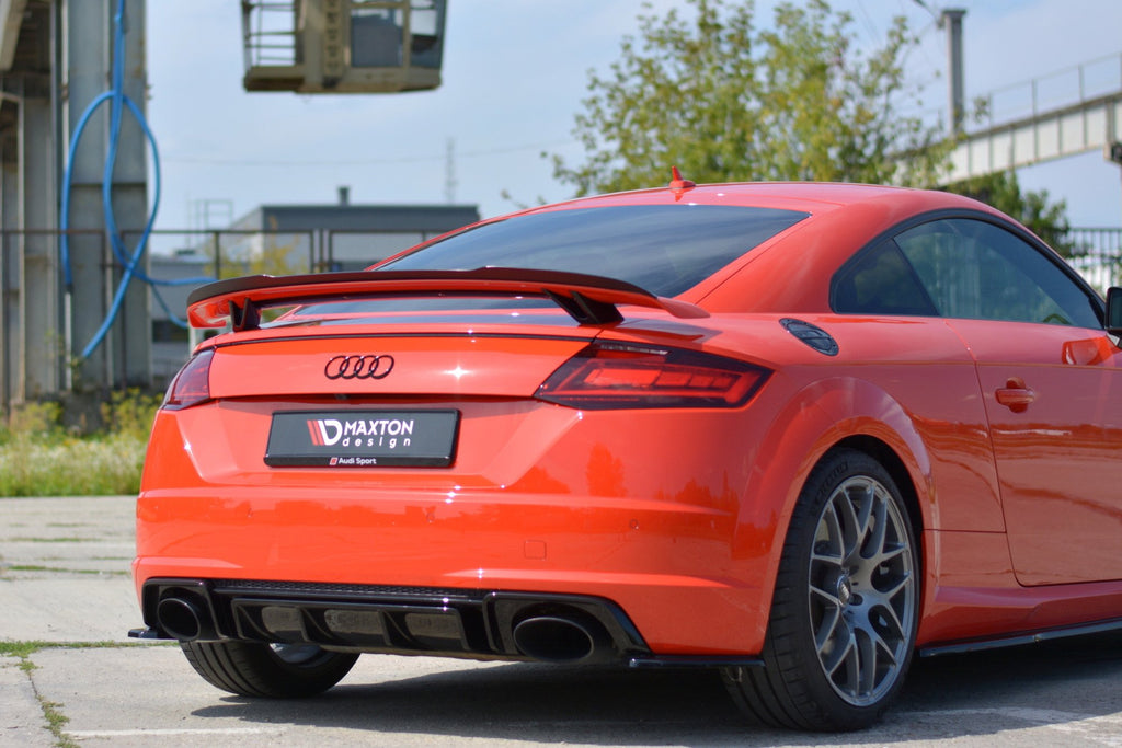 Estensione spoiler posteriore Audi TT RS 8S