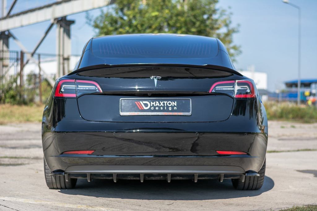 Diffusore posteriore Tesla Model 3