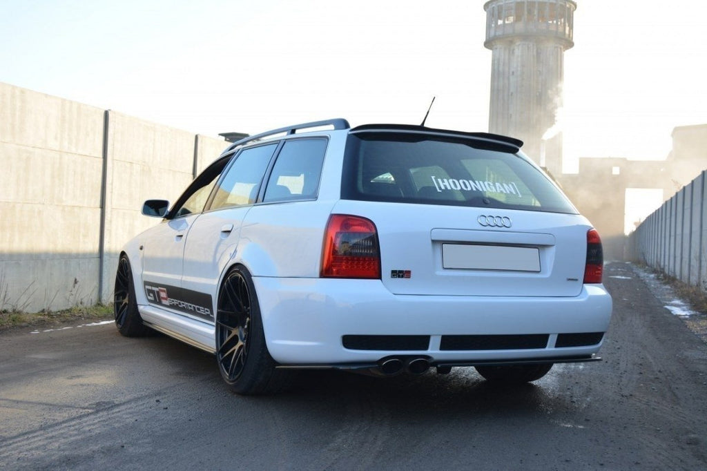 Spitter posteriore AUDI RS4 B5 (con barre verticali)