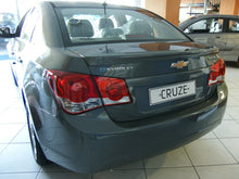 Carica l&#39;immagine nel visualizzatore di Gallery, Lip Spoiler Chevrolet Cruze J300 Sedan (2008-2016)