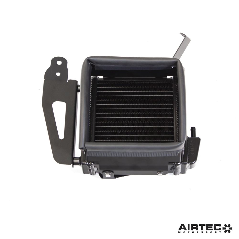 AIRTEC Motorsport Radiatore Aggiuntivo per Toyota Yaris GR