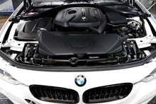 Carica l&#39;immagine nel visualizzatore di Gallery, Armaspeed Kit Aspirazione Aria in CARBONIO BMW SERIE 3 F30
