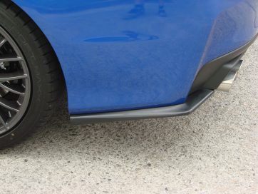 2015 Subaru WRX STi lip posteriori