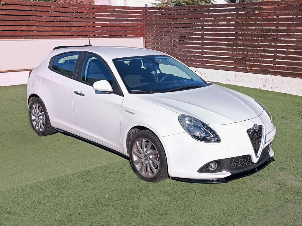 Estensione sotto minigonne Alfa Romeo Giulietta