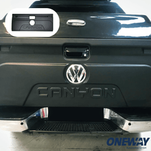 Carica l&#39;immagine nel visualizzatore di Gallery, VW VOLKSWAGEN Amarok MK1-MK1 Facelift 2010-2023 Full Tailgate Cover Versione 2