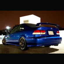 Load image into Gallery viewer, Aerodynamics Mugen-Style Spoiler in Carbonio (S2000/Prelude 97-01/Del Sol/Civic 91-96 2/4dr)