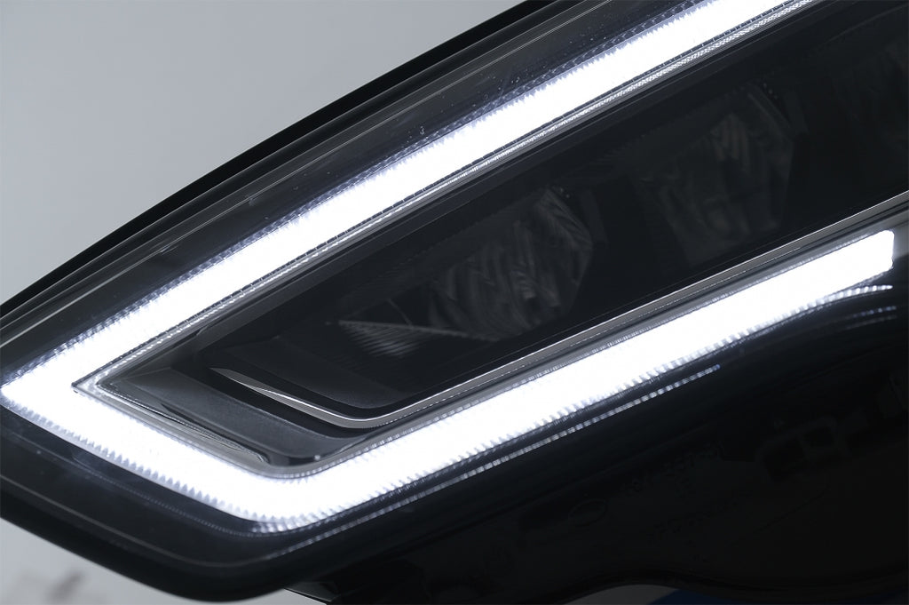 Fari Anteriori Full LED Audi A3 8V Pre-Facelift (2013-2016) Aggiornamento per lampade alogene con Luci di svolta dinamiche sequenziali Guida a Sinistra