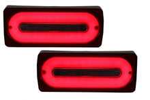 Carica l&#39;immagine nel visualizzatore di Gallery, Fanali Posteriori Full LED Light Bar Mercedes Classe G W463 (1989-2015) RED Luce di svolta sequenziale dinamica