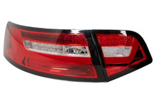 Carica l&#39;immagine nel visualizzatore di Gallery, Fanali Posteriori LED BAR Audi A6 4F2 C6 Limousine (2008-2011) Red Clear Facelift Design con Luci di svolta dinamiche sequenziali