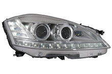 Load image into Gallery viewer, Fari Anteriori LED Mercedes Classe S W221 (2005-2009) Facelift Look con Luci di svolta dinamiche sequenziali