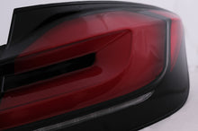 Carica l&#39;immagine nel visualizzatore di Gallery, Fanali Posteriori LED BMW Serie 5 F10 (2011-2017) con Luce di svolta sequenziale dinamica Upgrade to LCI G30 Design