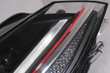 Load image into Gallery viewer, Fari Anteriori Osram Full LED LEDriving VW Golf MK7.5 Facelift (2017-2020) GTI Look Aggiornamento per lampade alogene con Luce di svolta sequenziale dinamica