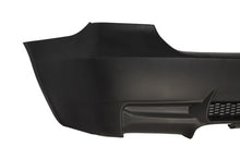 Carica l&#39;immagine nel visualizzatore di Gallery, Paraurti Posteriore BMW E90 Serie 3 (2004-2011) Middle Exhaust M3 Design Senza PDC Fori sensori di parcheggio
