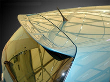 Carica l&#39;immagine nel visualizzatore di Gallery, Ala spoiler tetto parabrezza posteriore VW Golf MK5 Hatchback (2003-2008)