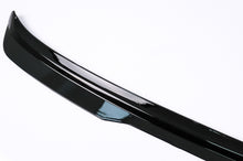 Carica l&#39;immagine nel visualizzatore di Gallery, Estensione Spoiler VW Golf MK6 Hatchback (2008-2012) GTI Design Nero Lucido